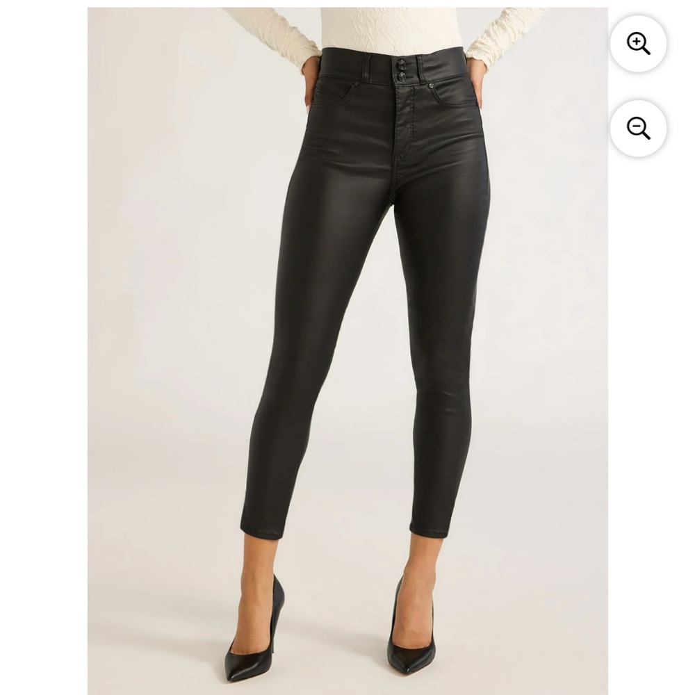 Sofia Vergara Black Coated High Rise Skinny Jeans